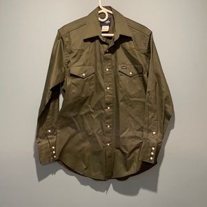 Wrangle Western style shirt. Medium